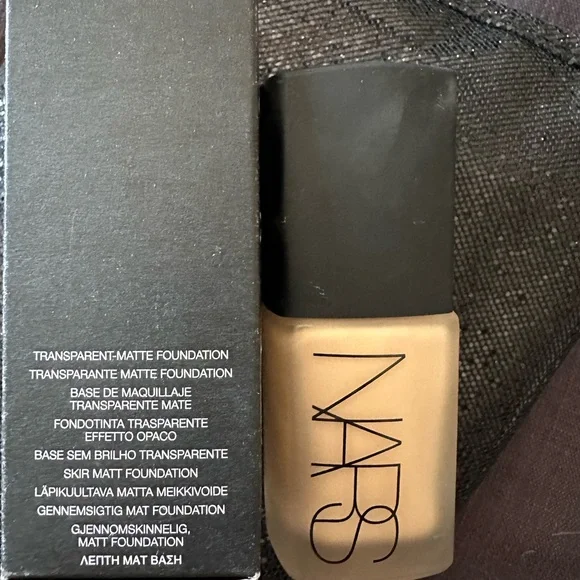 Nars sheer matte foundation DEAUVILLEL4 - Light